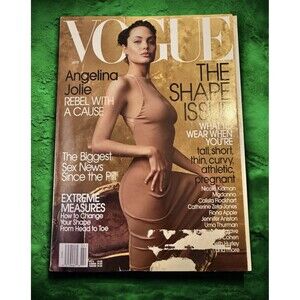 Vogue Magazine Vol 192 #4 Angelina Jolie | April 2002
